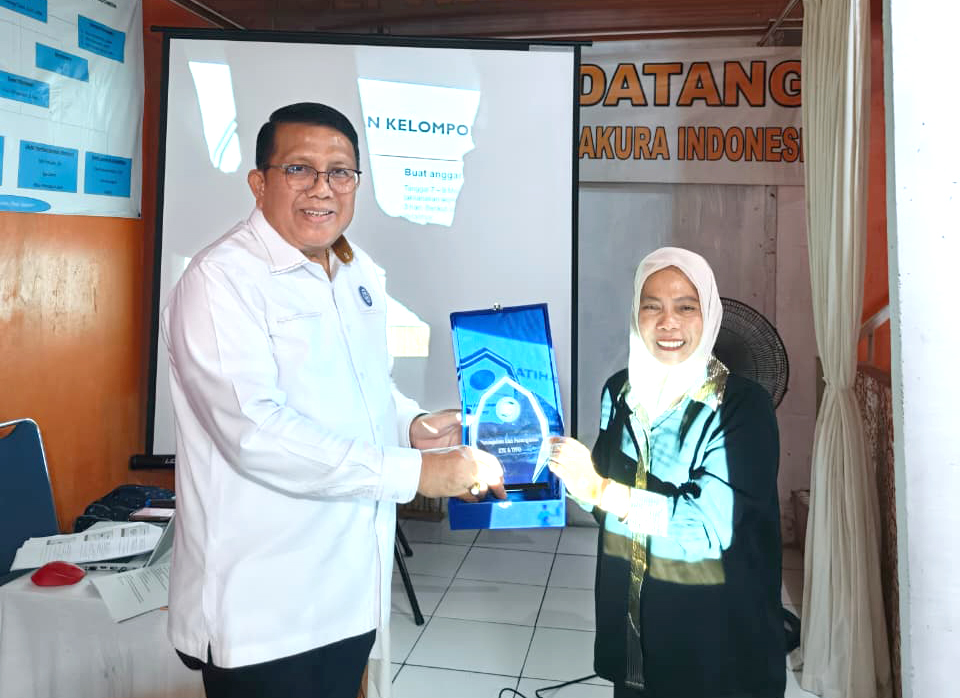 Menghadiri dan memberikan sambutan undangan Yayasan Sakura pada Acara Konsorsium Pencegahan Tindak Pidana Perdagangan Orang (TPPO)